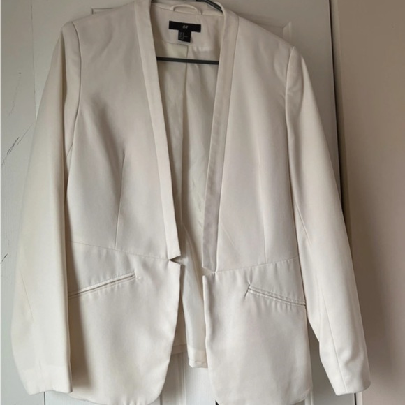 Off white blazer L, last chance-donating 9/15 - Picture 5 of 6